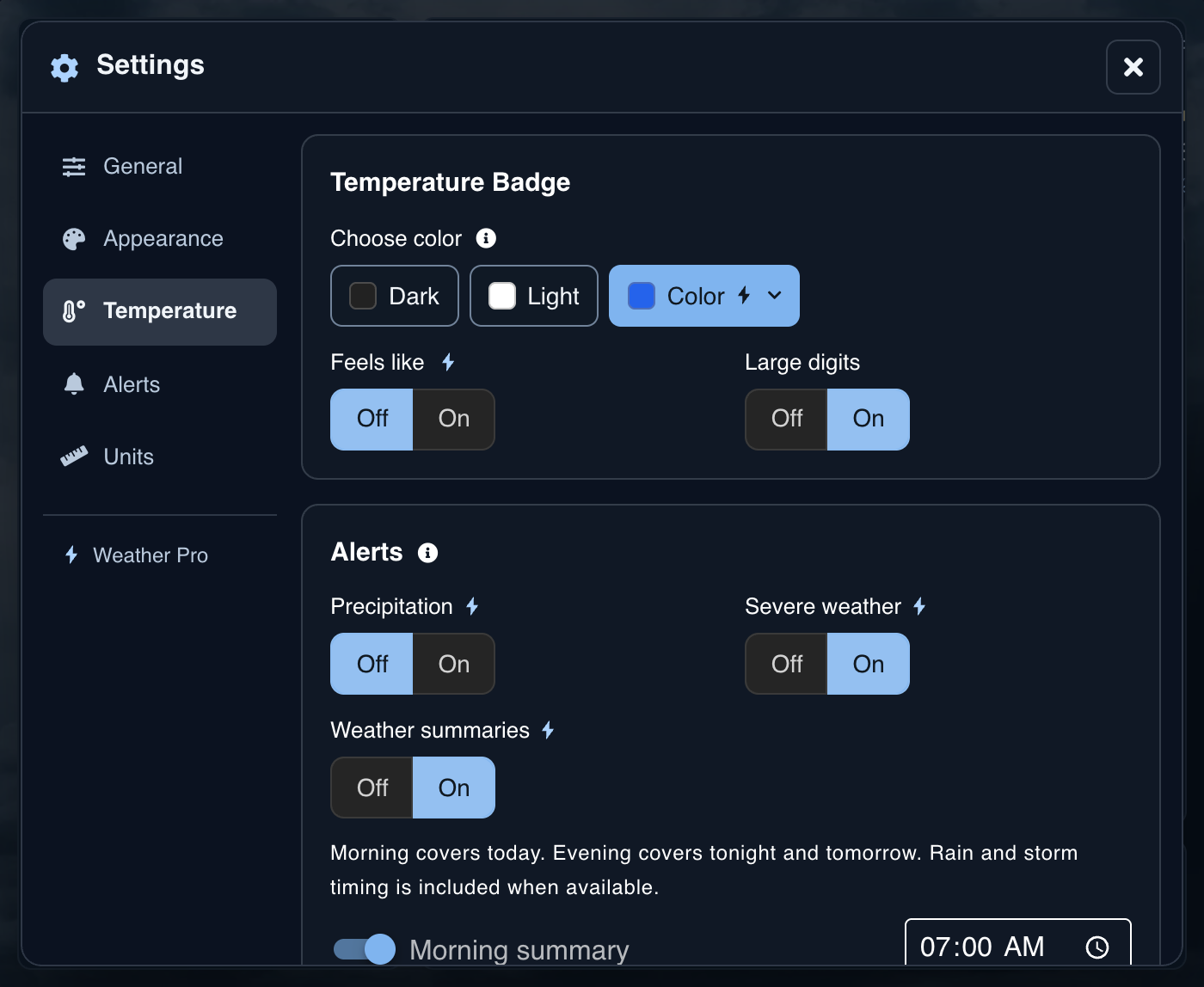Settings panel showing Temperature navigation, Dark and Light badge choices, Pro Color and Feels like settings, and Large digits